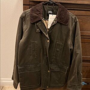 Zara Women's Olive green and brown collar